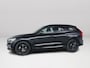 Volvo XC60 T8 Plug-in hybrid AWD Ultra Black Edition | Panoramadak | 360° camera | Luchtvering | Head-up display | Harman Kardon | Stoel- en Stuurverwarming | Trekhaak