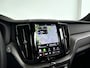 Volvo XC60 T8 Plug-in hybrid AWD Ultra Black Edition | Panoramadak | 360° camera | Luchtvering | Head-up display | Harman Kardon | Stoel- en Stuurverwarming | Trekhaak