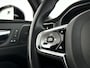 Volvo XC60 T8 Plug-in hybrid AWD Ultra Black Edition | Panoramadak | 360° camera | Luchtvering | Head-up display | Harman Kardon | Stoel- en Stuurverwarming | Trekhaak