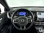 Volvo XC60 T8 Plug-in hybrid AWD Ultra Black Edition | Panoramadak | 360° camera | Luchtvering | Head-up display | Harman Kardon | Stoel- en Stuurverwarming | Trekhaak