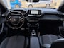 Peugeot 2008 GT 1.2 Turbo 130pk EAT8 | TREKHAAK | NAVI | DODEHOEKBEW. | APPLE CARPLAY / ANDROID AUTO | CAMERA | FULL-LED | LEDER/STOF | CLIMA | CRUISE | 1e EIGENAAR | TWO-TONE | KEYLESS START