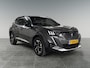 Peugeot 2008 GT 1.2 Turbo 130pk EAT8 | TREKHAAK | NAVI | DODEHOEKBEW. | APPLE CARPLAY / ANDROID AUTO | CAMERA | FULL-LED | LEDER/STOF | CLIMA | CRUISE | 1e EIGENAAR | TWO-TONE | KEYLESS START