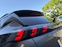 Peugeot 2008 GT 1.2 Turbo 130pk EAT8 | TREKHAAK | NAVI | DODEHOEKBEW. | APPLE CARPLAY / ANDROID AUTO | CAMERA | FULL-LED | LEDER/STOF | CLIMA | CRUISE | 1e EIGENAAR | TWO-TONE | KEYLESS START