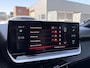 Peugeot 2008 GT 1.2 Turbo 130pk EAT8 | TREKHAAK | NAVI | DODEHOEKBEW. | APPLE CARPLAY / ANDROID AUTO | CAMERA | FULL-LED | LEDER/STOF | CLIMA | CRUISE | 1e EIGENAAR | TWO-TONE | KEYLESS START