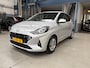 Hyundai i10 1.0i 67pk Automaat Comfort | Apple carplay / ANdroid auto | Navigatie | Camera | Cruise control | All season banden | NAP | Rijklaar prijs!