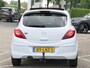 Opel Corsa 1.4 16V '111' Edition | OPC Line | Panoramadak