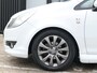 Opel Corsa 1.4 16V '111' Edition | OPC Line | Panoramadak
