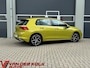 Volkswagen Golf 1.5 eTSI Style | IQ Drive | Panorama | Full LED | Alcantara | Camera | Carplay | Navigatie | Adaptive Cruise | Stoelverwarming | Climate