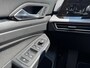 Volkswagen Golf 1.5 eTSI Style | IQ Drive | Panorama | Full LED | Alcantara | Camera | Carplay | Navigatie | Adaptive Cruise | Stoelverwarming | Climate
