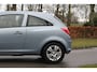 Opel Corsa 1.4-16V Enjoy APK tot maart 2027 / Van pas 2e eigenaar / Sportvelgen / Cruise control / Elektrische ramen / enz.
