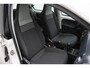 Volkswagen Up! 1.0 BMT move up! 2017 NAP | Airco | Camera | Cruise control | Bluetooth | PDC | Centrale vergrendeling | Goed onderhouden | Elektrische ramen + spiegels |