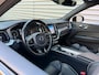 Volvo XC60 2.0 Recharge T6 AWD R-Design|Pano|Camera|CarPlay|Zwart-Zwart