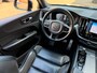 Volvo XC60 2.0 Recharge T6 AWD R-Design|Pano|Camera|CarPlay|Zwart-Zwart