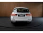 Mercedes-Benz E-klasse Estate 300 e Pano HUD Burmester Leer 360° Memory seats Stuurverwarming Navi LED Nightpack PTS Ambient Elektr. achterklep Climate LM velgen BTW auto! SOH: 90,3%