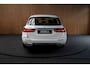 Mercedes-Benz E-klasse Estate 300 e Pano HUD Burmester Leer 360° Memory seats Stuurverwarming Navi LED Nightpack PTS Ambient Elektr. achterklep Climate LM velgen BTW auto! SOH: 90,3%