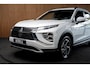 Mitsubishi Eclipse Cross 2.4 PHEV HUD Leder ACC Navi 360 ° Standkachel Keyless entry & start Stuurverwarming Elektr. verstelb. stoelen Stoelverwarming voor & achter Climate PDC LM velgen BTW auto
