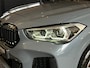 BMW X1 XDrive25e High Executive Edition M Strom Bay/ Pano/ Memory seats/ Leder/ Trekhaak/ Camera/ H&K/ HeadUp/ 19Inch