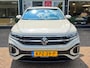 Volkswagen T-Roc 1.5 150PK TSI 7-DSG A/T R-Line Edition - Cold Pack - Park Assist - IQ.Light