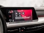 Volkswagen Golf Variant 1.0 TSI Life Sport (APPLE CARPLAY, GROOT NAVI, STUUR/STOELVERWARMING, MEMORY SEAT, GETINT GLAS, SPORTSTOELEN, ALCANTARA, PARKEERSENSOREN, NIEUWSTAAT)