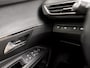 Peugeot 3008 1.6 HYbrid 225 Allure Sport 225Pk Automaat (APPLE CARPLAY, GROOT NAVI, 360 CAMERA, LEDER, KEYLESS, SPORTSTOELEN, GETINT GLAS, LANE ASSIST, NIEUWSTAAT)