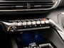 Peugeot 3008 1.6 HYbrid 225 Allure Sport 225Pk Automaat (APPLE CARPLAY, GROOT NAVI, 360 CAMERA, LEDER, KEYLESS, SPORTSTOELEN, GETINT GLAS, LANE ASSIST, NIEUWSTAAT)