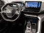 Peugeot 3008 1.6 HYbrid 225 Allure Sport 225Pk Automaat (APPLE CARPLAY, GROOT NAVI, 360 CAMERA, LEDER, KEYLESS, SPORTSTOELEN, GETINT GLAS, LANE ASSIST, NIEUWSTAAT)