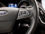 Ford Focus Wagon 1.0 Luxury Sport (APPLE CARPLAY, GROOT NAVI, CLIMATE, STUUR/STOELVERWARMING, SPORTSTOELEN, PARKEERSENSOREN, CRUISE, NIEUWSTAAT)