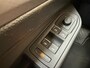 Volkswagen Golf 1.0 TSI Life | NED AUTO | GETINTE RAMEN | ZWART LM | PDC |