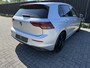 Volkswagen Golf 1.0 TSI Life | NED AUTO | GETINTE RAMEN | ZWART LM | PDC |