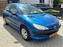 Peugeot 206 1.4 One-line | 5drs | recent nieuwe apk | werkende airco | trekhaak !