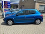 Peugeot 206 1.4 One-line | 5drs | recent nieuwe apk | werkende airco | trekhaak !