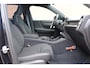 Volvo EX40 Extended Range 82 kWh Ultra Black Edition | Navi | App Connect | Climate | Adaptive Cruise | 360° Camera | Panoramadak | Stoelverwarming