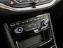 Opel Astra Sports Tourer 1.2 Elegance Sport (APPLE CARPLAY, GROOT NAVI, CLIMATE, CAMERA, TREKHAAK, SPORTSTOELEN, GETINT GLAS, KEYLESS, ADAPTIVE CRUISE, NIEUWSTAAT)