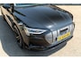 Audi E-tron E-tron 50 quattro S Line 71 kWh Soh 95% I S Line I Panoramadak I 22" I Adaptive Cruise I Luchtvering I CarPlay