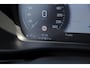 Volvo XC40 T4 211PK Automaat Recharge R-Design / Adaptieve cruise control / BLIS / stoel - en stuurwielverwarming / Elektrische achterklep / Parkeersensoren met camera / Apple carplay / All season banden