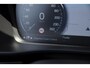 Volvo XC40 T4 211PK Automaat Recharge R-Design / Adaptieve cruise control / BLIS / stoel - en stuurwielverwarming / Elektrische achterklep / Parkeersensoren met camera / Apple carplay / All season banden