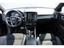 Volvo XC40 T4 211PK Automaat Recharge R-Design / Adaptieve cruise control / BLIS / stoel - en stuurwielverwarming / Elektrische achterklep / Parkeersensoren met camera / Apple carplay / All season banden