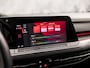 Volkswagen Golf 1.5 TSI Sport (4 CILINDER, APPLE CARPLAY, MEMORY SEAT, CAMERA, DYNAMISCHE KNIPPERLICHTEN, ALCANTARA, SPORTSTOELEN, GETINT GLAS, KEYLESS START, SFEERVERLICHTING, NIEUWSTAAT)