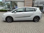 Toyota Verso 1.8 VVT-i ASPIRATION TREKHAAK 1300KG TREKGEW PARK-SENSOREN CRUISE CLIMA 17'' LM-VELGEN BLUETOOTH NL-AUTO