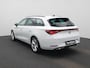 SEAT Leon Sportstourer 1.5 TSI e-Hybrid FR Business 204 PK | Automaat | LED Matrix Koplampen | Navigatie | Climate Control | Apple Carplay/Android Auto | Achteruitrijcamera | Adaptive Cruise Control | Parkeersensoren | Privacy Glass | Virtual Cockpit | Direct leverbaar! |