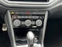 Volkswagen T-Roc 1.5TSI 150pk DSG Sport | ACC | LED | Parkeersensoren