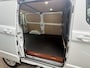 Ford Transit Custom 290 2.2 TDCI L1H1 Sport / NL auto / Voll. historie / 155pk / Airco / Trekhaak / BTW auto