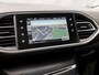 Peugeot 308 SW 1.2 PureTech Sport (PANORAMADAK, NAVIGATIE, PARKEERSENSOREN, SPORTSTOELEN, GETINT GLAS, CRUISE, LM VELGEN, NIEUWSTAAT)