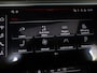 Audi Q8 Sportback e-tron 50 quattro S Edition 95 kWh 340pk | Panoramadak | Lederen bekleding | Luchtvering | Elektrisch verstelbare voorstoelen met geheugen |
