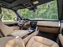 Land Rover Range Rover P550e SVAutobiography Black