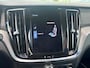 Volvo V60 2.0 T6 Recharge AWD R-Design 340pk Panoramadak / Trekhaak / Camera
