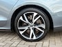 Volvo V60 2.0 T6 Recharge AWD R-Design 340pk Panoramadak / Trekhaak / Camera