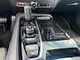 Volvo V60 2.0 T6 Recharge AWD R-Design 340pk Panoramadak / Trekhaak / Camera
