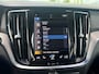 Volvo V60 2.0 T6 Recharge AWD R-Design 340pk Panoramadak / Trekhaak / Camera