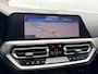 BMW 3-Serie 318i High Executive Edition | M-Sport | Schuif dak | Camera | BTW auto |